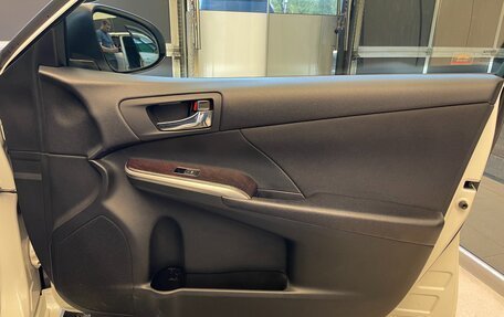 Toyota Camry, 2016 год, 1 780 000 рублей, 15 фотография