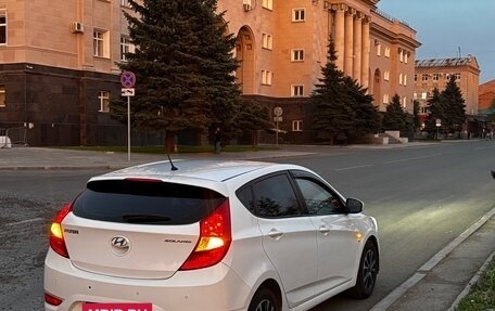 Hyundai Solaris II рестайлинг, 2014 год, 900 000 рублей, 7 фотография
