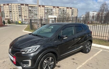 Renault Kaptur I рестайлинг, 2018 год, 1 530 000 рублей, 2 фотография