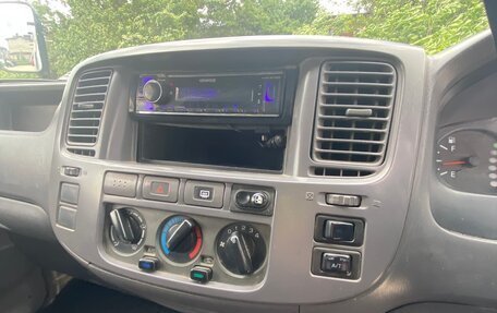 Nissan Caravan IV, 2003 год, 800 000 рублей, 16 фотография