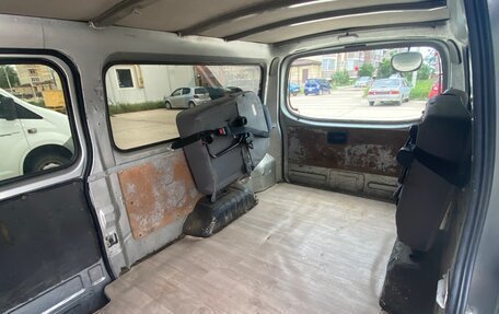 Nissan Caravan IV, 2003 год, 800 000 рублей, 23 фотография