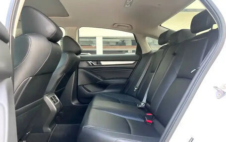 Honda Accord IX рестайлинг, 2021 год, 1 680 000 рублей, 7 фотография