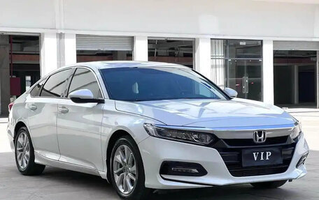 Honda Accord IX рестайлинг, 2021 год, 1 680 000 рублей, 3 фотография