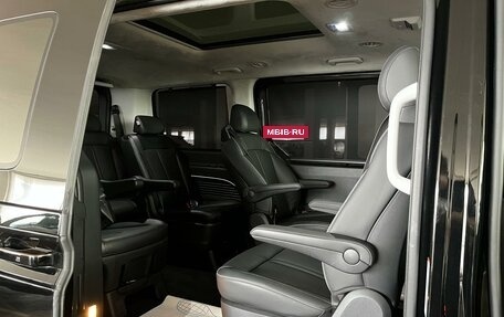 Hyundai Staria, 2024 год, 6 667 000 рублей, 4 фотография