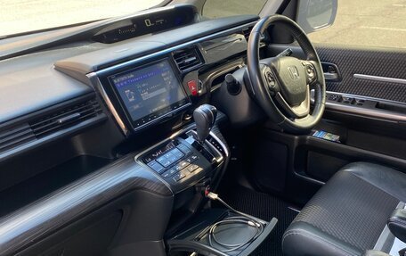 Honda Stepwgn IV, 2016 год, 2 349 999 рублей, 10 фотография