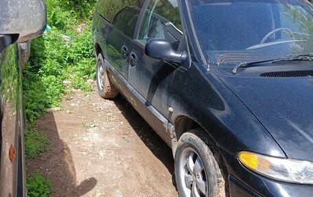 Chrysler Town & Country III, 1996 год, 350 000 рублей, 3 фотография