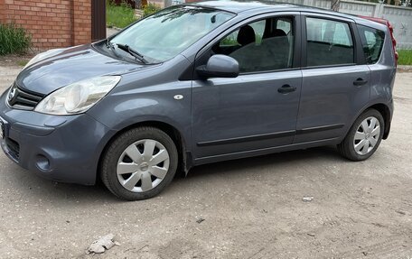Nissan Note II рестайлинг, 2011 год, 260 000 рублей, 2 фотография