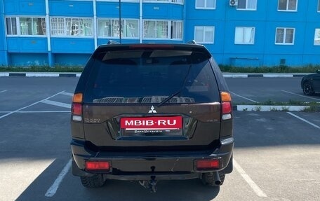Mitsubishi Pajero Sport II рестайлинг, 2004 год, 730 000 рублей, 6 фотография