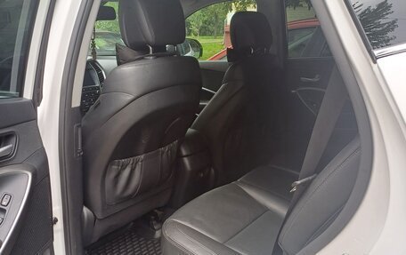 Hyundai Santa Fe III рестайлинг, 2017 год, 2 200 000 рублей, 12 фотография
