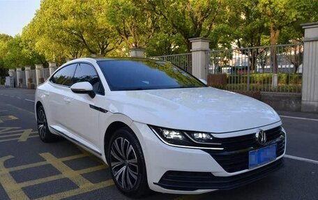 Volkswagen Arteon I, 2020 год, 1 850 000 рублей, 2 фотография