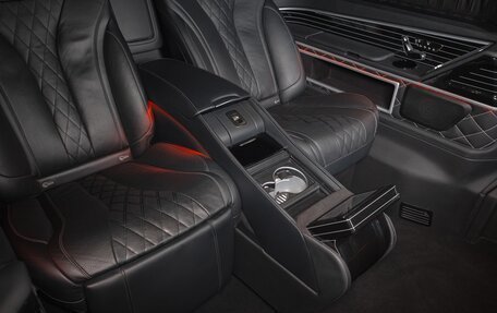 Mercedes-Benz V-Класс, 2023 год, 25 000 000 рублей, 5 фотография