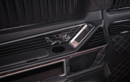 Mercedes-Benz V-Класс, 2023 год, 25 000 000 рублей, 7 фотография