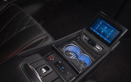 Mercedes-Benz V-Класс, 2023 год, 25 000 000 рублей, 9 фотография