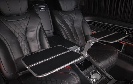 Mercedes-Benz V-Класс, 2023 год, 25 000 000 рублей, 10 фотография