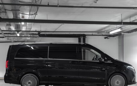 Mercedes-Benz V-Класс, 2023 год, 25 000 000 рублей, 19 фотография