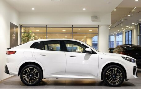 BMW X2, 2024 год, 6 090 000 рублей, 4 фотография