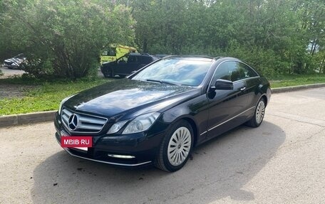 Mercedes-Benz E-Класс, 2011 год, 1 550 000 рублей, 3 фотография