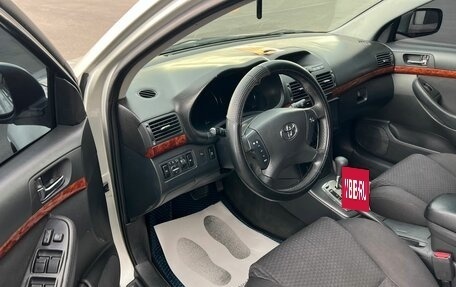 Toyota Avensis III рестайлинг, 2006 год, 949 000 рублей, 10 фотография