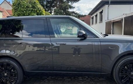 Land Rover Range Rover IV рестайлинг, 2024 год, 31 500 000 рублей, 2 фотография