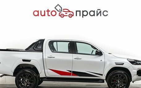 Toyota Hilux VIII, 2023 год, 6 999 000 рублей, 8 фотография