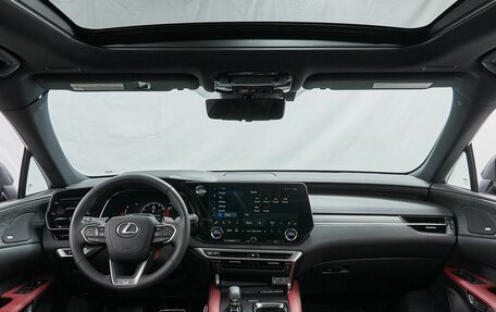 Lexus RX IV рестайлинг, 2023 год, 9 500 000 рублей, 14 фотография