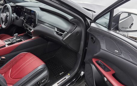 Lexus RX IV рестайлинг, 2023 год, 9 500 000 рублей, 15 фотография