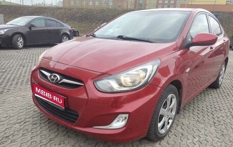 Hyundai Solaris II рестайлинг, 2013 год, 770 000 рублей, 1 фотография
