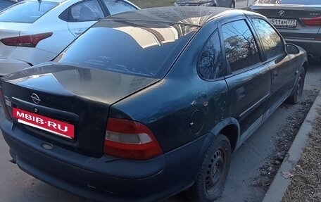 Opel Vectra B рестайлинг, 1998 год, 65 000 рублей, 3 фотография