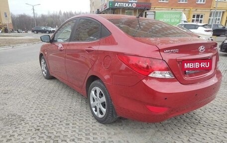 Hyundai Solaris II рестайлинг, 2013 год, 770 000 рублей, 6 фотография