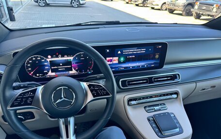 Mercedes-Benz V-Класс, 2024 год, 11 800 000 рублей, 14 фотография