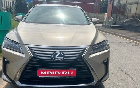 Lexus RX IV рестайлинг, 2018 год, 4 400 000 рублей, 3 фотография