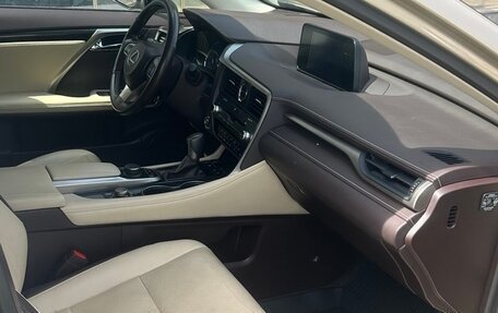 Lexus RX IV рестайлинг, 2018 год, 4 400 000 рублей, 13 фотография