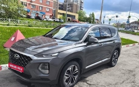 Hyundai Santa Fe IV, 2018 год, 2 500 000 рублей, 2 фотография