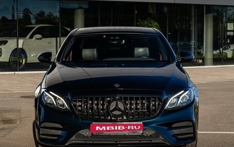 Mercedes-Benz E-Класс, 2017 год, 2 999 000 рублей, 4 фотография