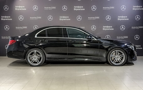 Mercedes-Benz E-Класс, 2020 год, 3 675 000 рублей, 4 фотография
