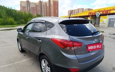 Hyundai ix35 I рестайлинг, 2013 год, 1 099 000 рублей, 6 фотография