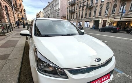 KIA Rio IV, 2019 год, 1 950 000 рублей, 2 фотография