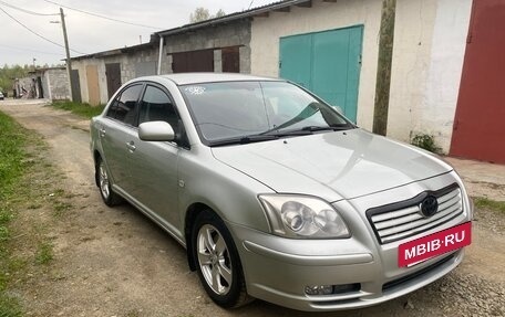 Toyota Avensis III рестайлинг, 2004 год, 690 000 рублей, 5 фотография