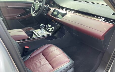 Land Rover Range Rover Evoque II, 2022 год, 2 910 000 рублей, 7 фотография