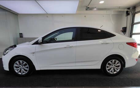 Hyundai Solaris II рестайлинг, 2016 год, 800 000 рублей, 10 фотография