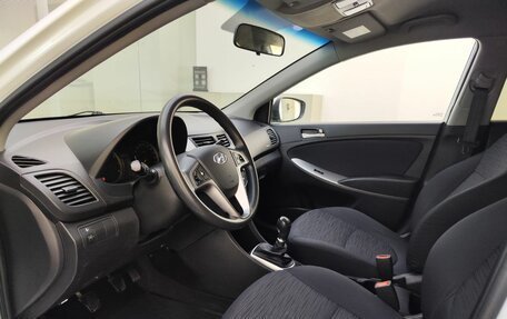 Hyundai Solaris II рестайлинг, 2016 год, 800 000 рублей, 20 фотография