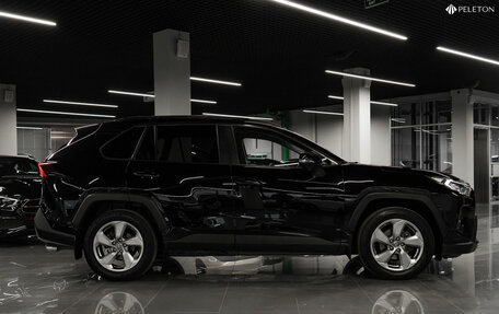 Toyota RAV4, 2020 год, 2 990 000 рублей, 9 фотография