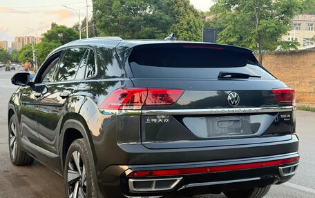 Volkswagen Teramont I, 2022 год, 3 731 000 рублей, 2 фотография