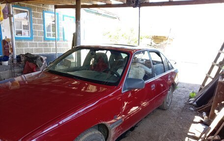 Opel Omega A, 1989 год, 300 000 рублей, 4 фотография