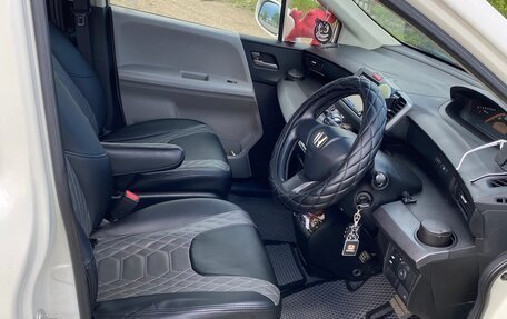 Honda Freed I, 2010 год, 780 000 рублей, 3 фотография
