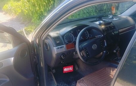 Volkswagen Touareg III, 2004 год, 950 000 рублей, 1 фотография