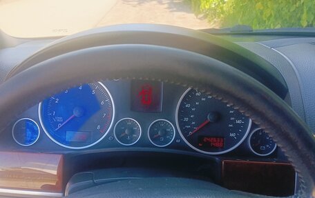 Volkswagen Touareg III, 2004 год, 950 000 рублей, 8 фотография