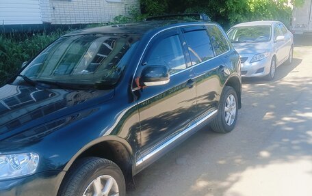 Volkswagen Touareg III, 2004 год, 950 000 рублей, 5 фотография
