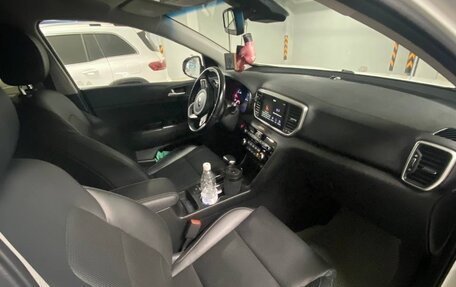 KIA Sportage IV рестайлинг, 2019 год, 2 300 000 рублей, 4 фотография