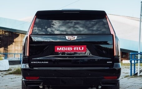 Cadillac Escalade V, 2022 год, 10 900 000 рублей, 4 фотография